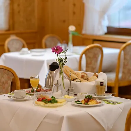 Hotel Ringhotel Garni Pflug Oberkirch (Baden)