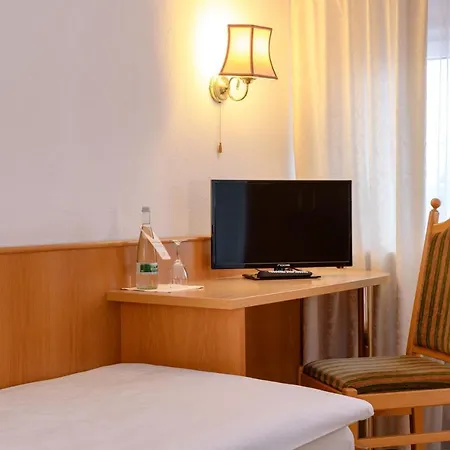 Ringhotel Garni Pflug 奥伯基希