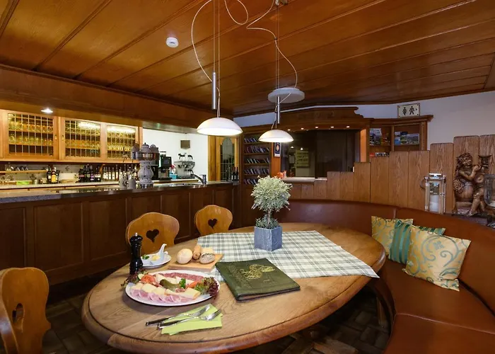 فندق Ringhotel Garni Pflug أوبركيرش