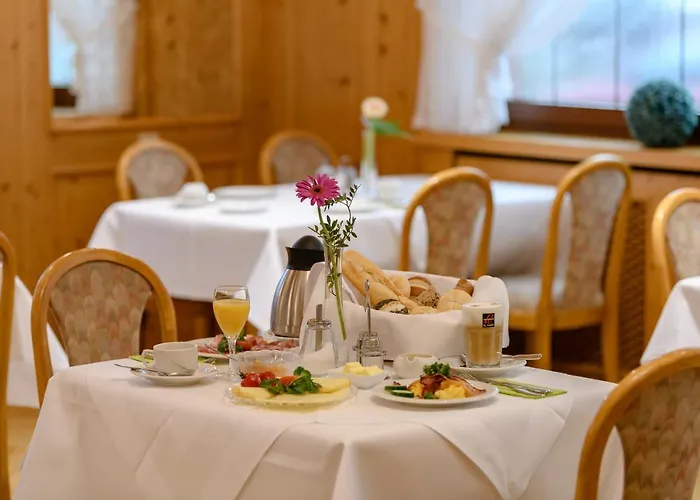 فندق Ringhotel Garni Pflug أوبركيرش